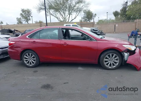 2015 Toyota Camry Xle V6 z USA, uszkodzony, nr VIN 4T1BK1FK7FU558040